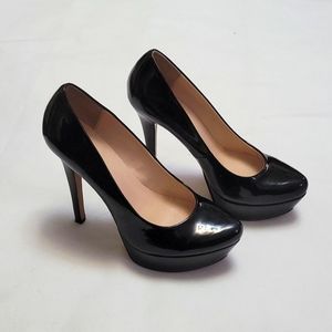 💥HOST PICK 💥BLACK PATENT SIZE 9 FAUX LEATHER ALMOND TOE PUMP W/ PLATFORM